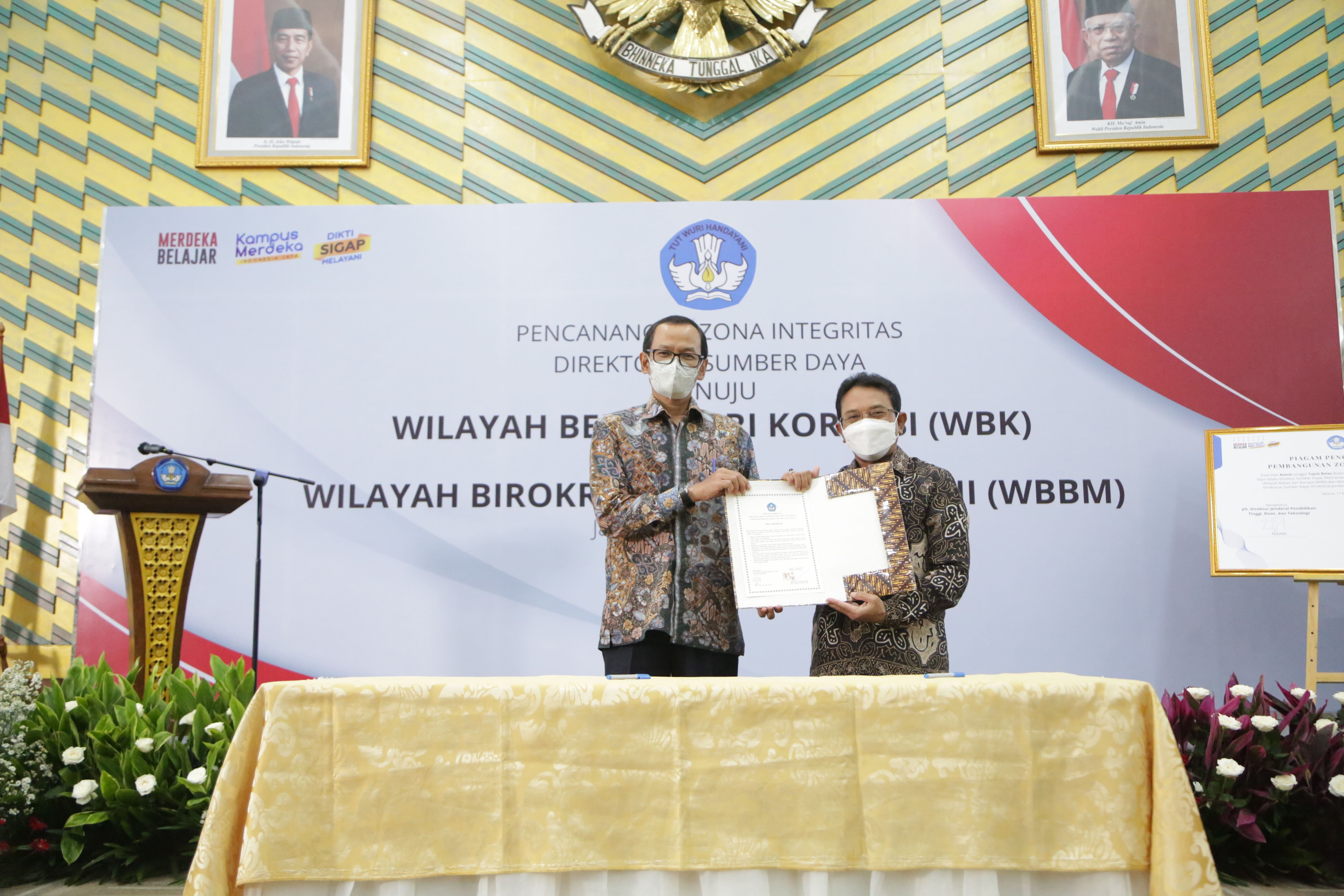 Tingkatkan Integritas dan Kualitas Layanan, Ditjen Diktiristek Lakukan Pencanangan Zona Integritas di Direktorat Sumber Daya